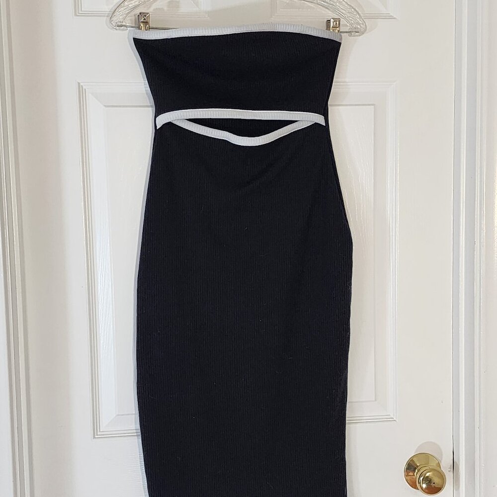 Tyche Body Con Strapless Dress